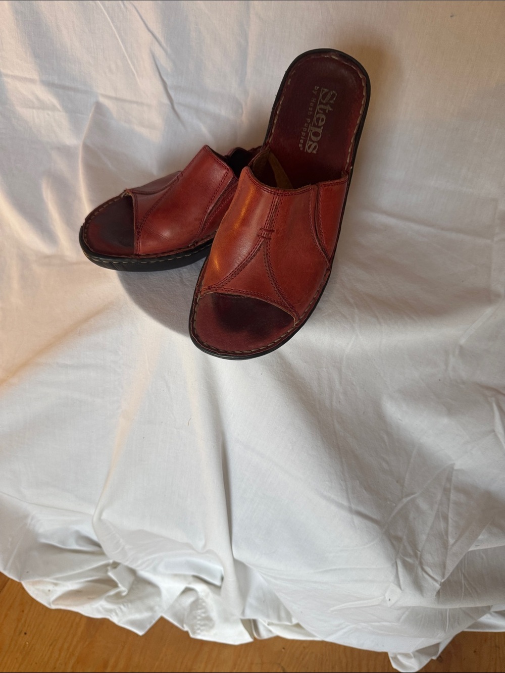 Hush Puppies Women's Brown Leather Open-Toe Slide Sandals